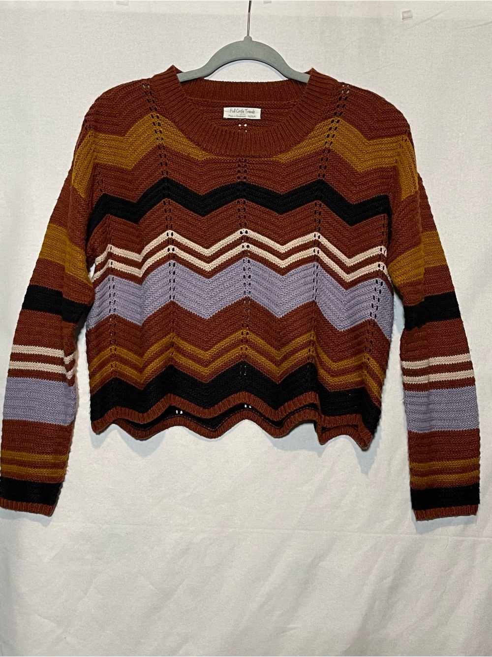 Full Circle Trends Chevron Stripe Crewneck Sweater - Multi Color Size M